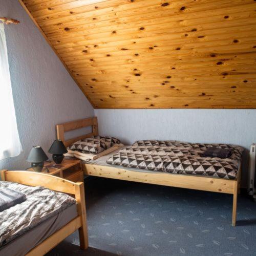 Berger Pince-Vendeghaz, Hajosi Pincek Hotel Bagian luar foto